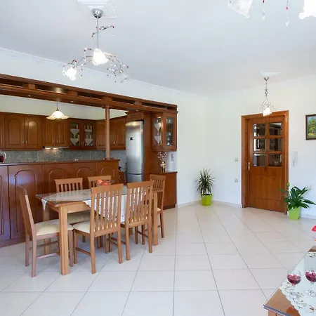 Vaso Lägenhet Nidhrion