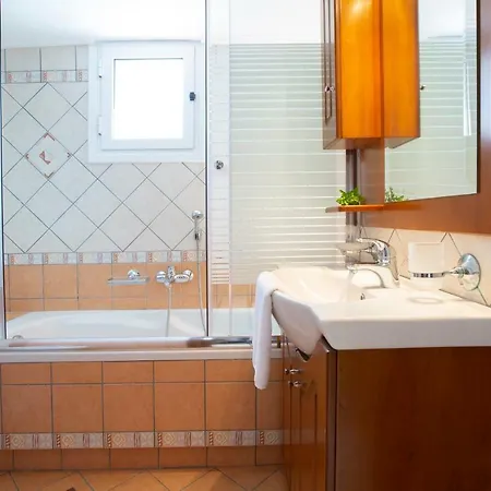 Vaso Apartment *